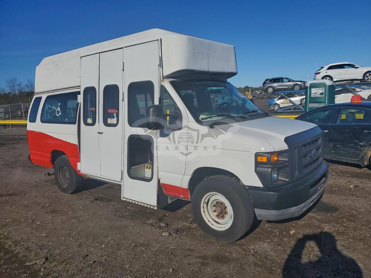 Ford Econoline E350 SUPER DUTY VAN 5.4L 8 2009