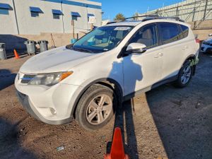 Toyota Rav4 XLE 2.5L 4 2013