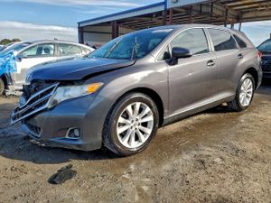 Toyota Venza LE 2.7L 4 2015