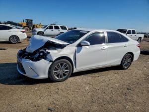Toyota Camry LE 2.5L 4 2015