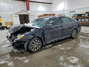 Toyota Avalon BASE 3.5L 6 2011