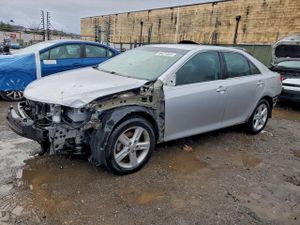 Toyota Camry BASE 2.5L 4 2012