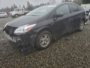 Toyota Prius 1.8L 4 2011