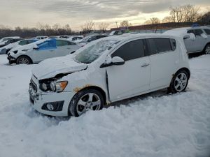 Chevrolet Aveo (Sonic) LTZ 1.8L 4 2013
