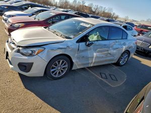 Subaru Impreza PREMIUM 2.0L 4 2014
