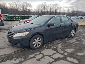 Toyota Camry BASE 2.5L 4 2011