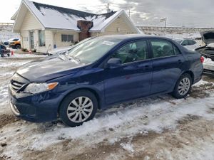 Toyota Corolla BASE 1.8L 4 2013