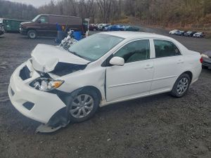 Toyota Corolla BASE 1.8L 4 2010