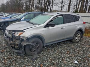 Toyota Rav4 LE 2.5L 4 2015