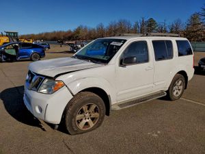 Nissan Pathfinder S 4.0L 6 2012