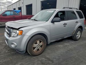Ford Escape XLT 2.5L 4 2010