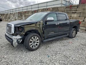 Toyota Tundra CREWMAX LIMITED 5.7L 8 2013