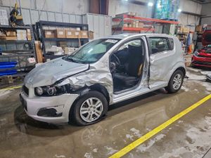 Chevrolet Aveo (Sonic) LT 1.8L 4 2014