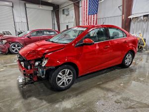 Chevrolet Aveo (Sonic) LT 1.8L 4 2012