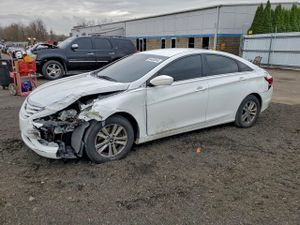 Hyundai Sonata GLS 2.4L 4 2013