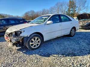 Toyota Camry LE 3.0L 6 2005