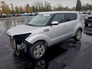 Kia Soul + 2.0L 4 2015