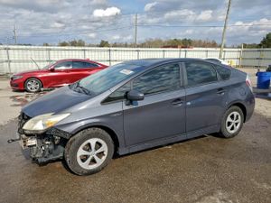 Toyota Prius 1.8L 4 2013
