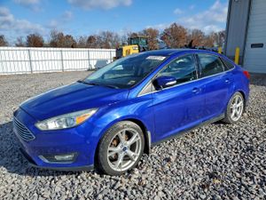 Ford Focus TITANIUM 2.0L 4 2015