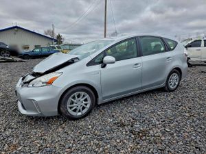 Toyota Prius 1.8L 4 2013