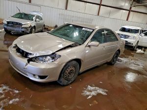 Toyota Camry LE 2.4L 4 2005