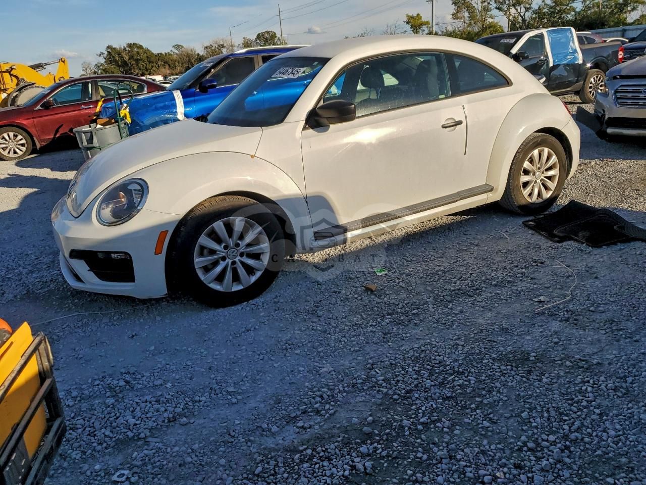 Volkswagen Beetle S 2 L 4 2018