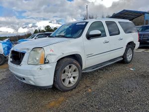 GMC Yukon DENALI 6.2L 8 2010