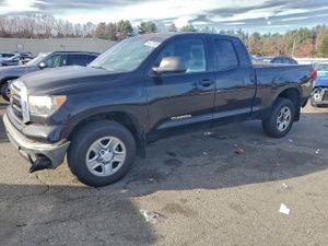 Toyota Tundra DOUBLE CAB SR5 4.6L 8 2013
