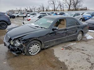 Mercedes-Benz E 320 3.2L 6 2000
