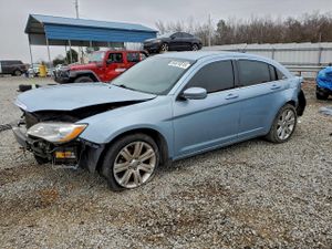 Chrysler 200 TOURING 2.4L 4 2013
