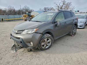 Toyota Rav4 XLE 2.5L 4 2013