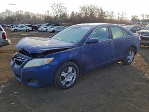 Toyota Camry BASE 2.5L 4 2010