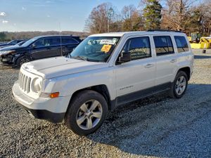 Jeep Patriot SPORT 2.4L 4 2014