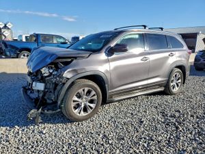 Toyota Highlander XLE 3.5L 6 2015