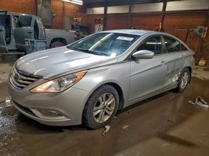 Hyundai Sonata GLS 2.4L 4 2013