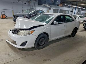 Toyota Camry HYBRID 2.5L 4 2013