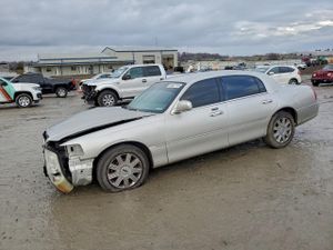 Lincoln Town Car ULTIMATE 4.6L 8 2004