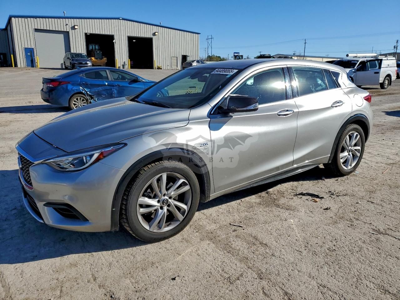 Infiniti QX30 BASE 2.0L 4 2018