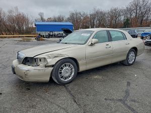 Lincoln Town Car SIGNATURE LIMITED 4.6L 8 2009
