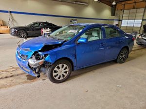 Toyota Corolla BASE 1.8L 4 2010