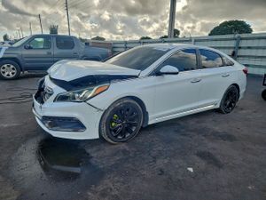 Hyundai Sonata SPORT 2.4L 4 2015
