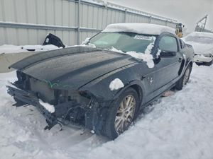 Ford Mustang 3.7L 6 2014
