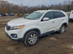 Kia Sorento LX 2.4L 4 2013