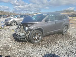 Toyota Highlander LE 3.5L 6 2018