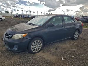 Toyota Corolla BASE 1.8L 4 2013