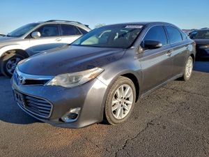 Toyota Avalon BASE 3.5L 6 2013