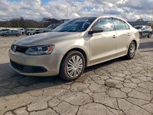 Volkswagen Jetta SE 1.8L 4 2014