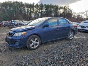 Toyota Corolla BASE 1.8L 4 2013