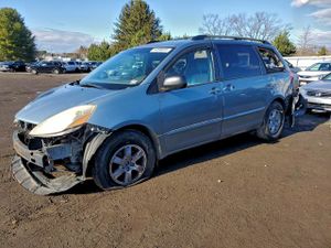 Toyota Sienna CE 3.5L 6 2007
