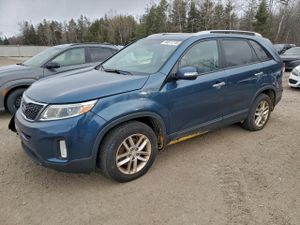 Kia Sorento LX 2.4L 4 2015
